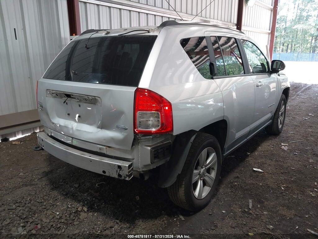 1J4NF1FB8BD188842 2011 JEEP COMPASS photo no. 4