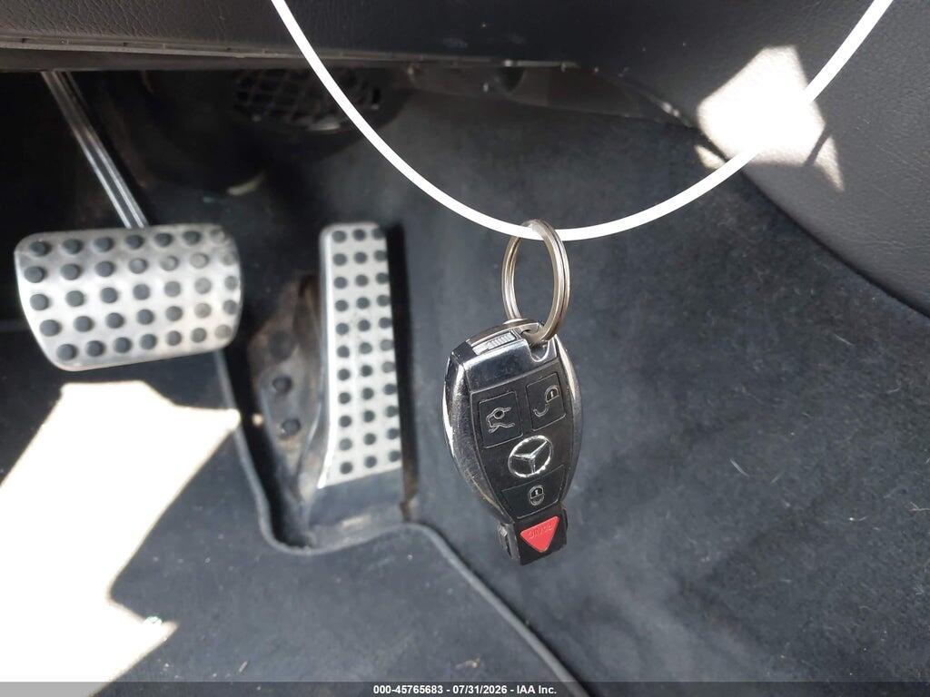55SWF4KB1GU176855 2016 MERCEDES-BENZ C 300 photo no. 11