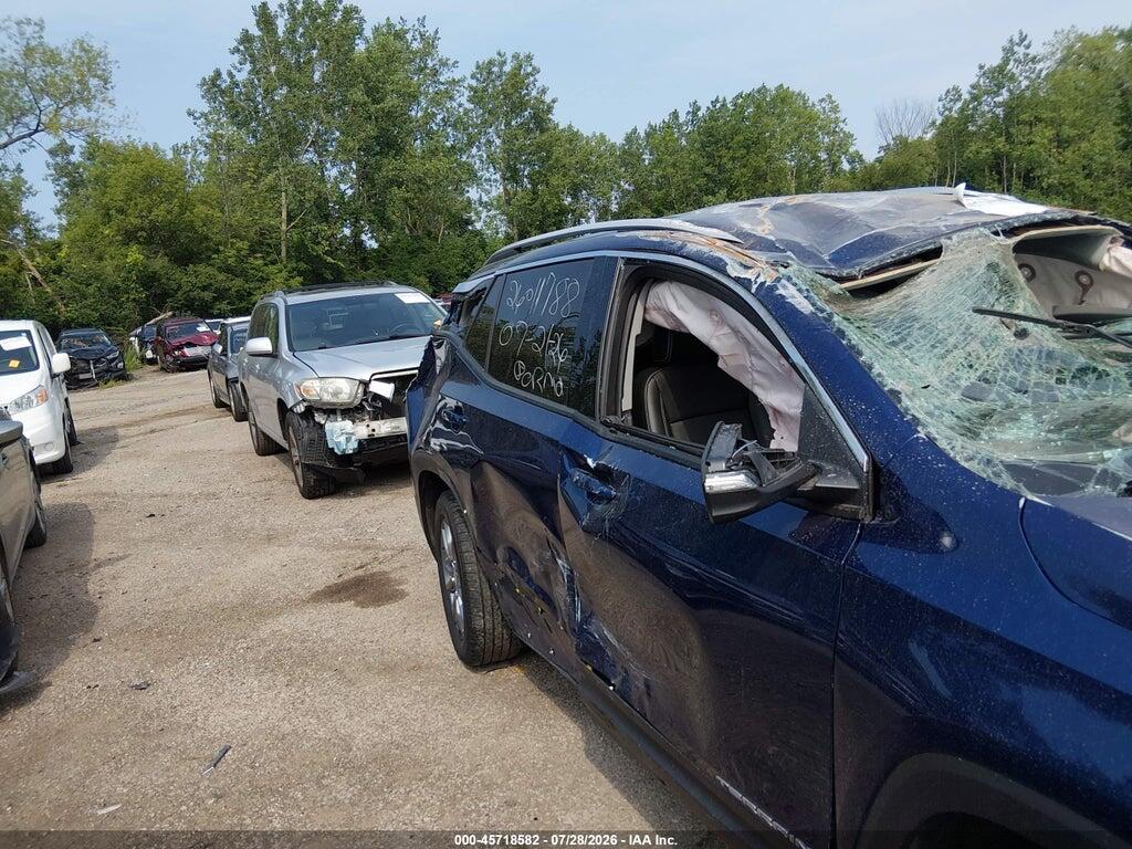 3GKALVEV0NL256117 2022 GMC TERRAIN photo no. 12