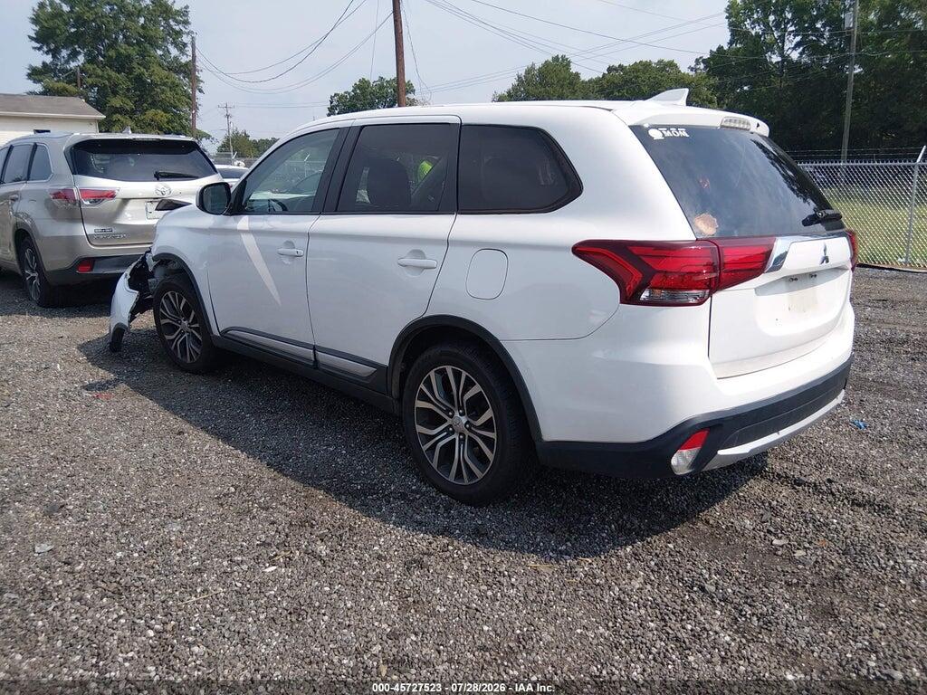 JA4AD2A30HZ049651 2017 MITSUBISHI OUTLANDER photo no. 3