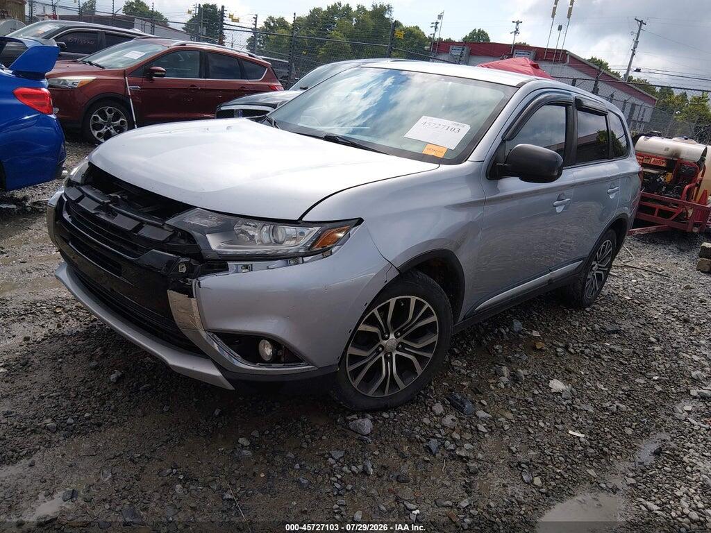 JA4AZ2A37HZ008404 2017 MITSUBISHI OUTLANDER photo no. 2