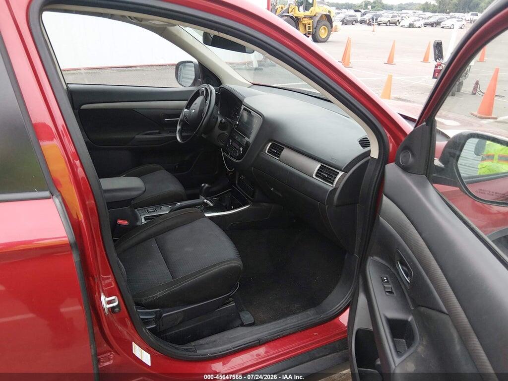 JA4AD3A32HZ021839 2017 MITSUBISHI OUTLANDER photo no. 5