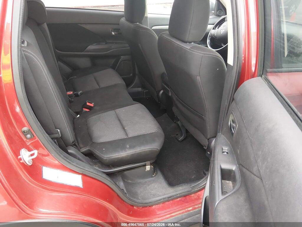 JA4AD3A32HZ021839 2017 MITSUBISHI OUTLANDER photo no. 8