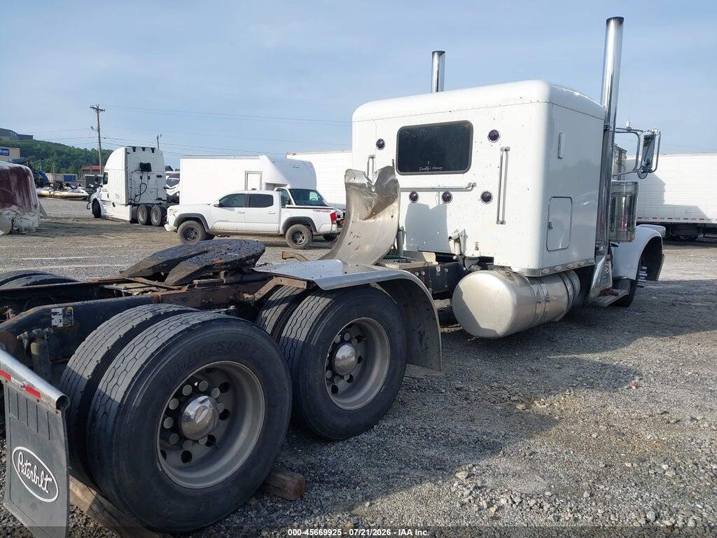 1XPXD49X3ED232276 2014 PETERBILT 389 photo no. 4