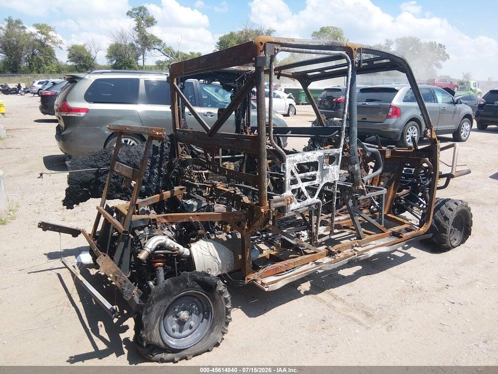 4XAWH9EABE6350071 2014 POLARIS RANGER 900 CREW photo no. 4