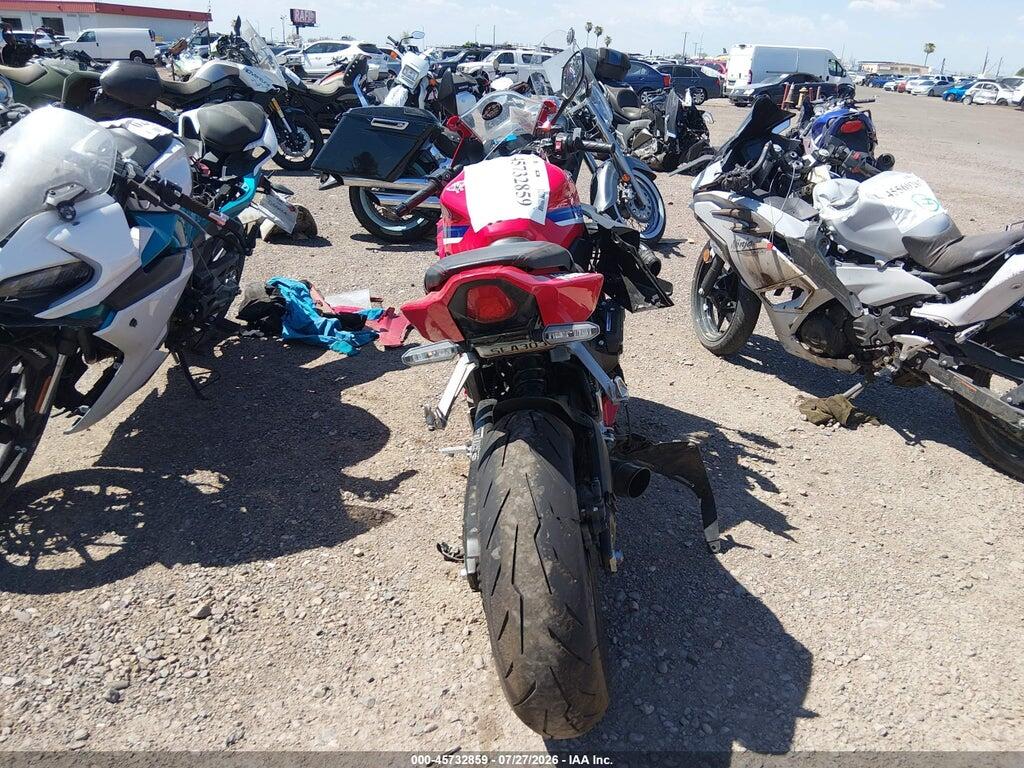 MLHRH1553R5000775 2024 HONDA CBR650 photo no. 6