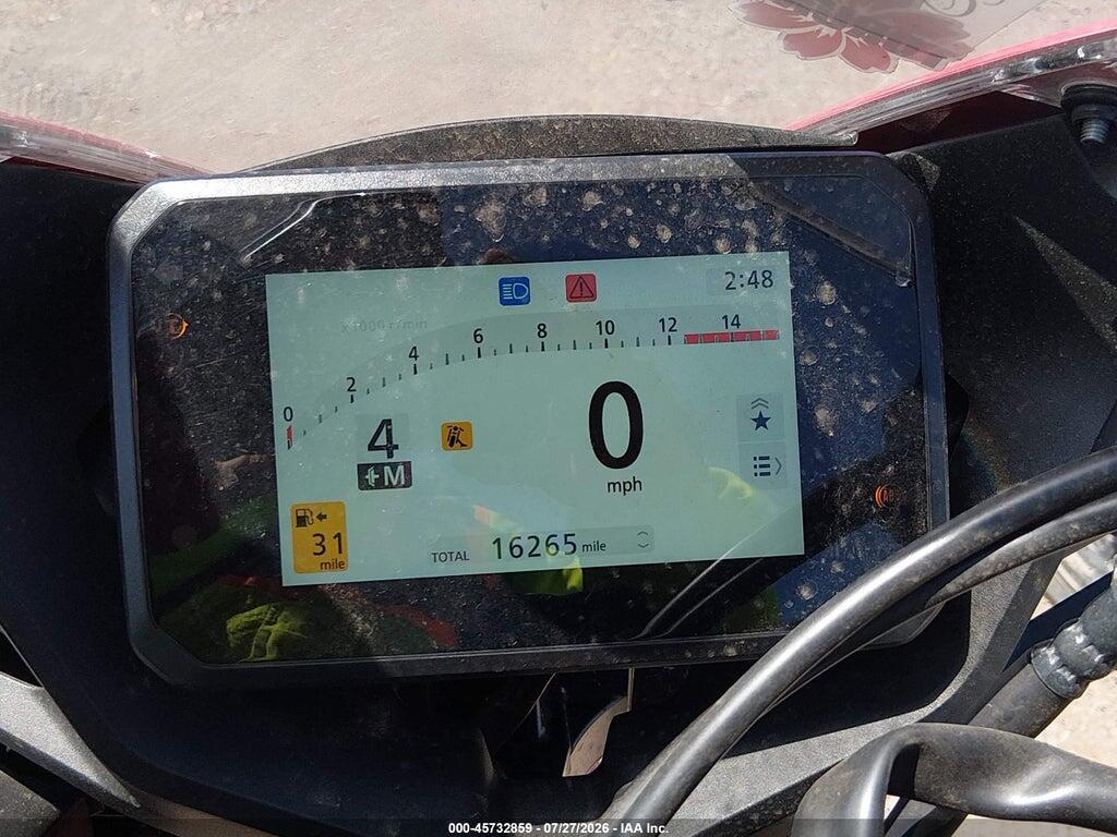 MLHRH1553R5000775 2024 HONDA CBR650 photo no. 7