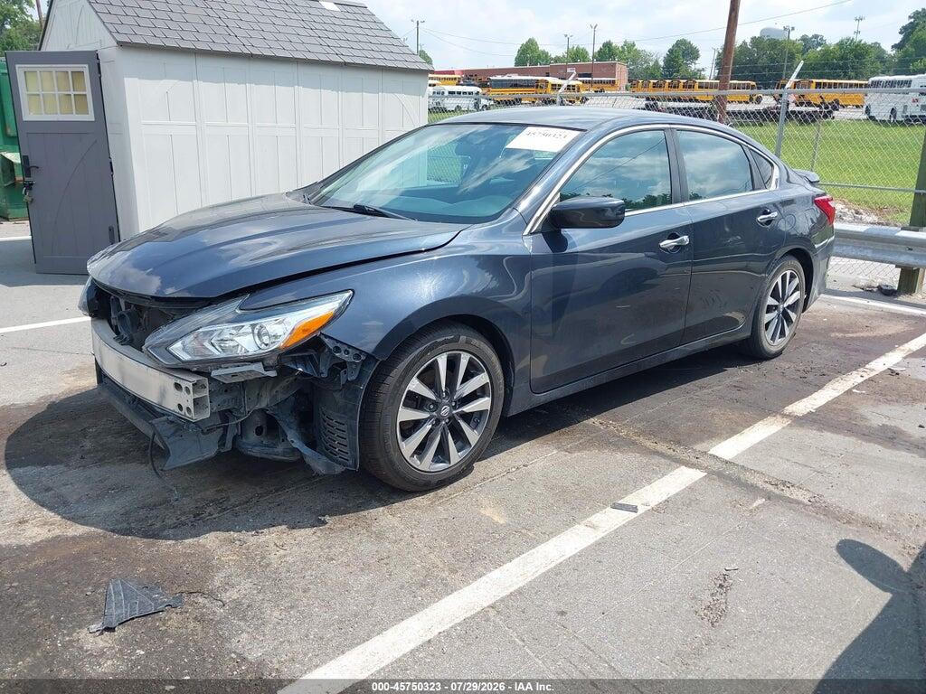 1N4AL3AP1HC120818 2017 NISSAN ALTIMA photo no. 2