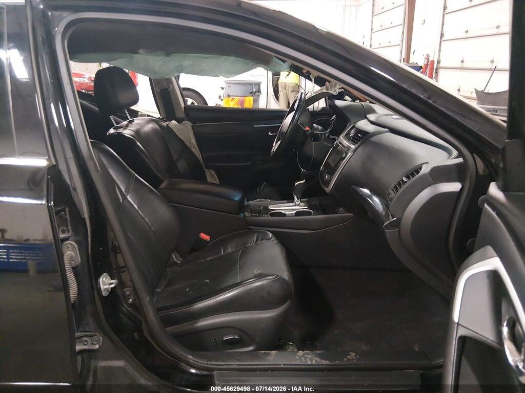 1N4AL3AP1HC117496 2017 NISSAN ALTIMA photo no. 5