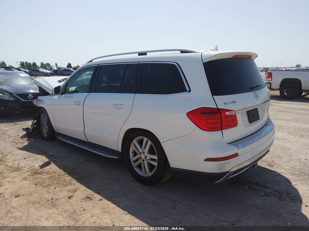 4JGDF6EE1GA640600 2016 MERCEDES-BENZ GL 450 photo no. 3