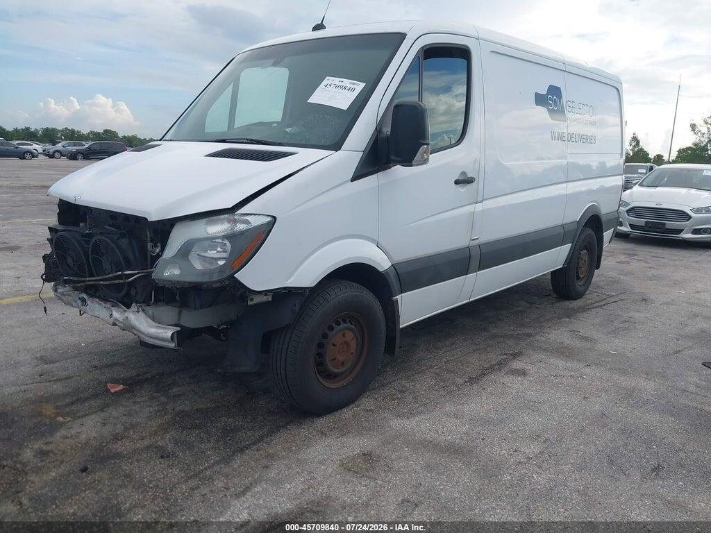 WD3PE7DD6GP254104 2016 MERCEDES-BENZ SPRINTER 2500 photo no. 2