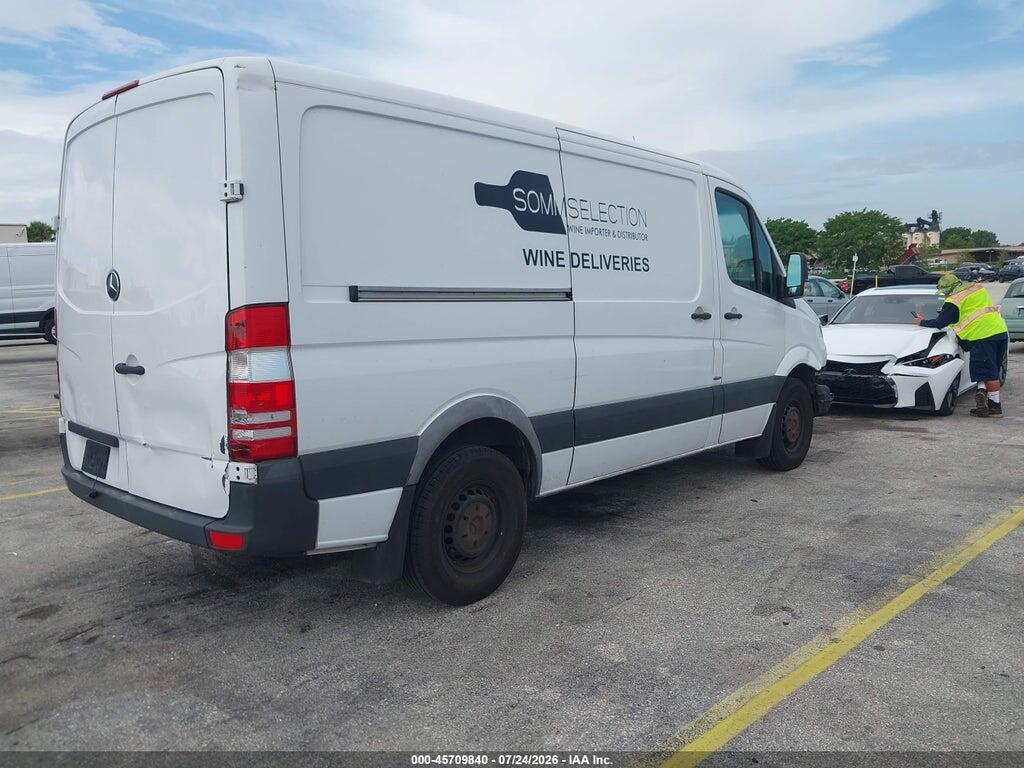 WD3PE7DD6GP254104 2016 MERCEDES-BENZ SPRINTER 2500 photo no. 4