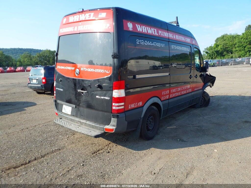 WD3PE7DD2GP349713 2016 MERCEDES-BENZ SPRINTER 2500 photo no. 4