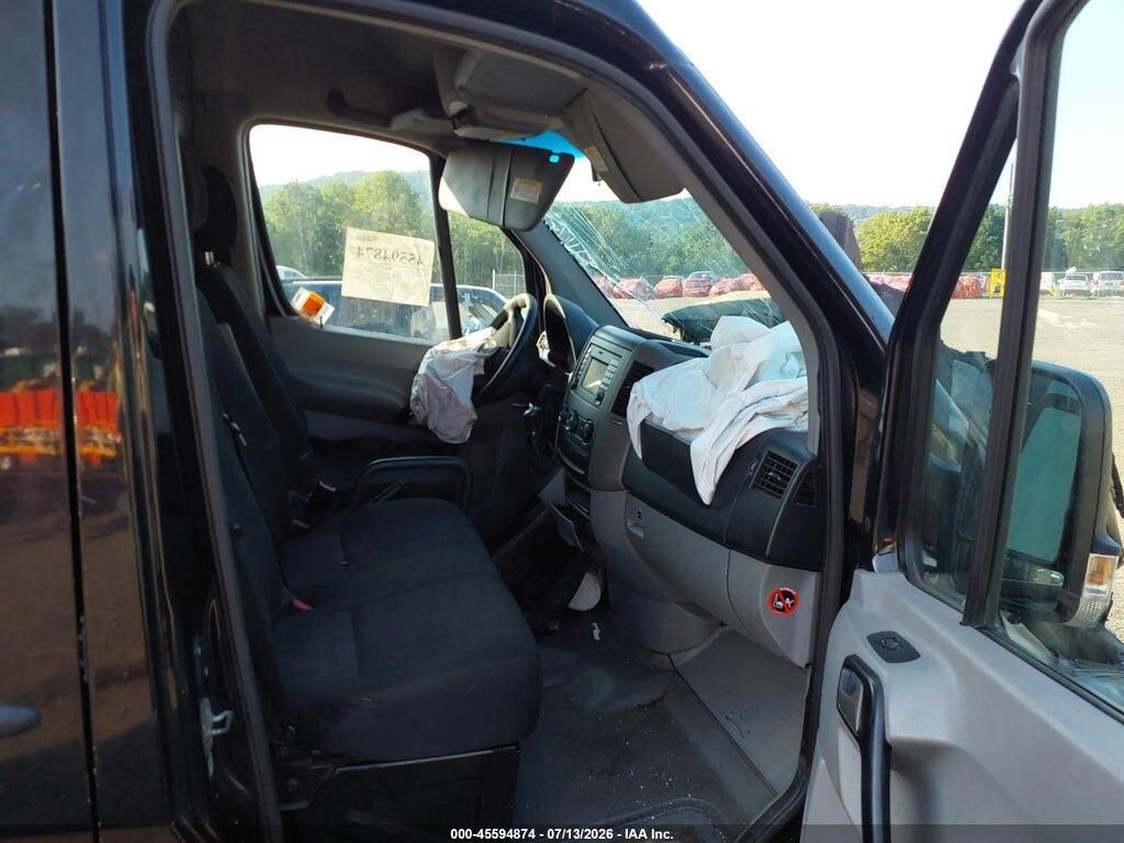 WD3PE7DD2GP349713 2016 MERCEDES-BENZ SPRINTER 2500 photo no. 5