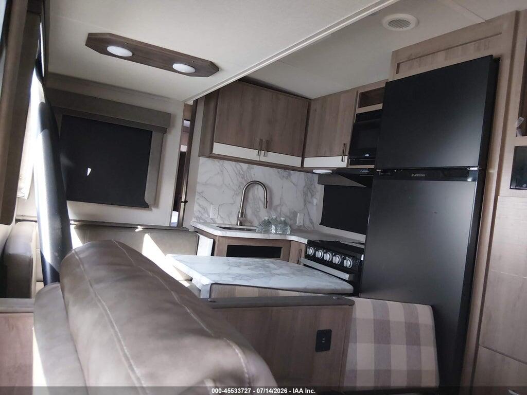 573TE3420N6636233 2022 GRAND DESIGN RECREATIONAL photo no. 11