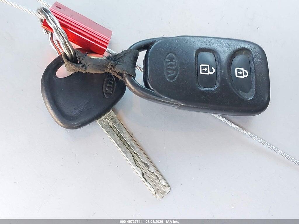 5XYKTDA13BG111847 2011 KIA SORENTO photo no. 11