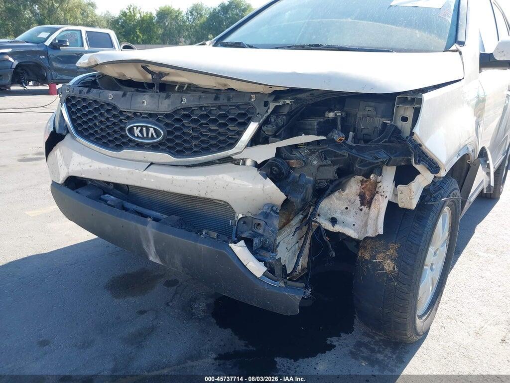 5XYKTDA13BG111847 2011 KIA SORENTO photo no. 6