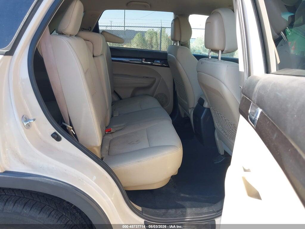 5XYKTDA13BG111847 2011 KIA SORENTO photo no. 8