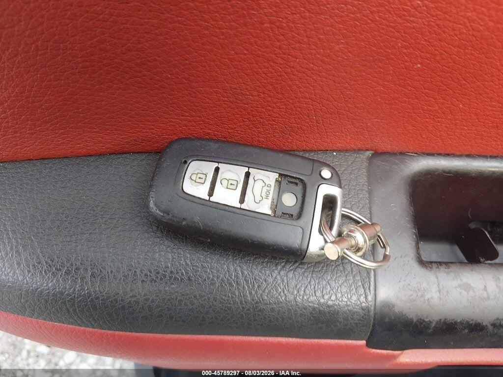 KNDJT2A22B7251264 2011 KIA SOUL photo no. 11