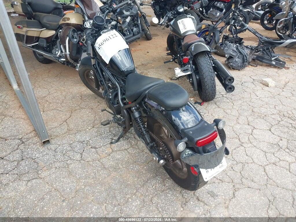 MLHPC5602R5700948 2024 HONDA CMX500 photo no. 3