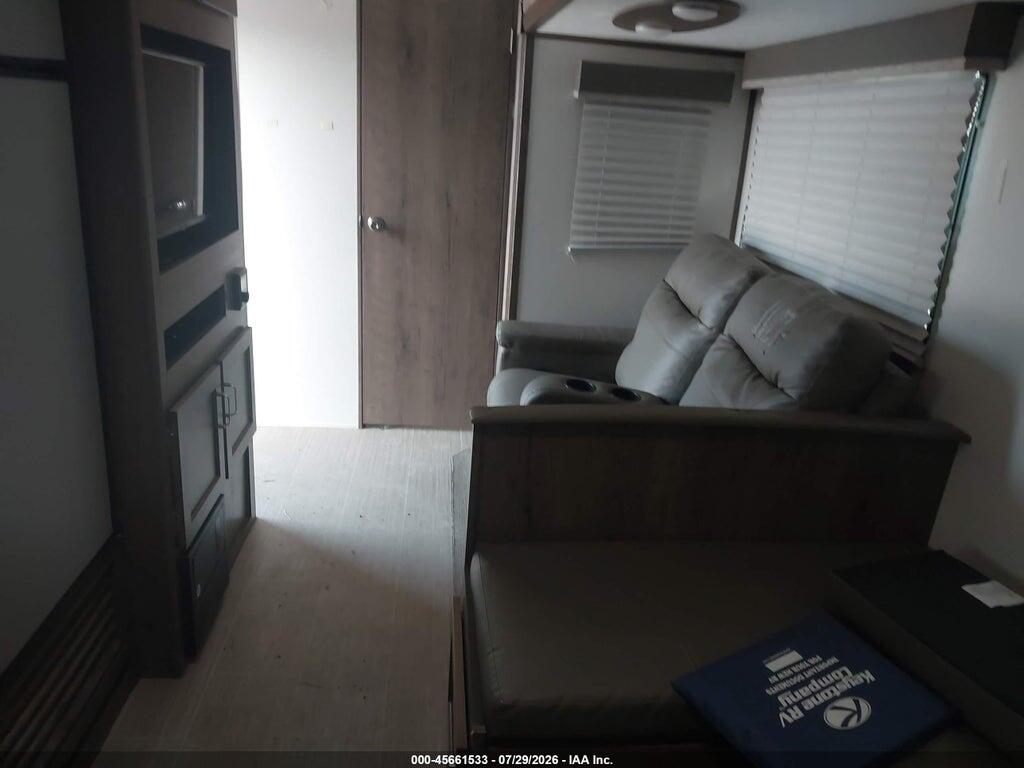 4YDT27127MX413155 2021 KEYSTONE TRAVEL TRAILER photo no. 8
