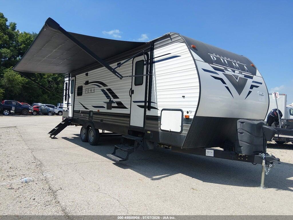 5ZT2PUSB0M4009014 2021 KEYSTONE RV PALOMINO PUMA 27RLSS TRAVEL TRAILER photo no. 1