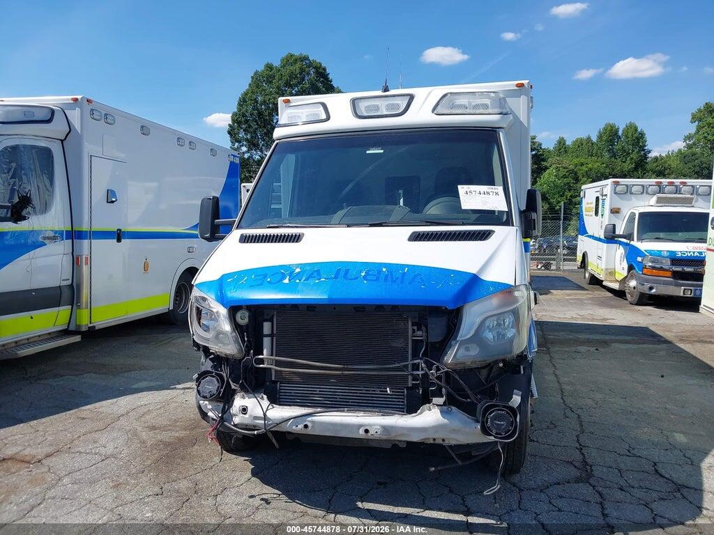 WDAPF3CDXG9641131 2016 MERCEDES-BENZ SPRINTER 3500 photo no. 11