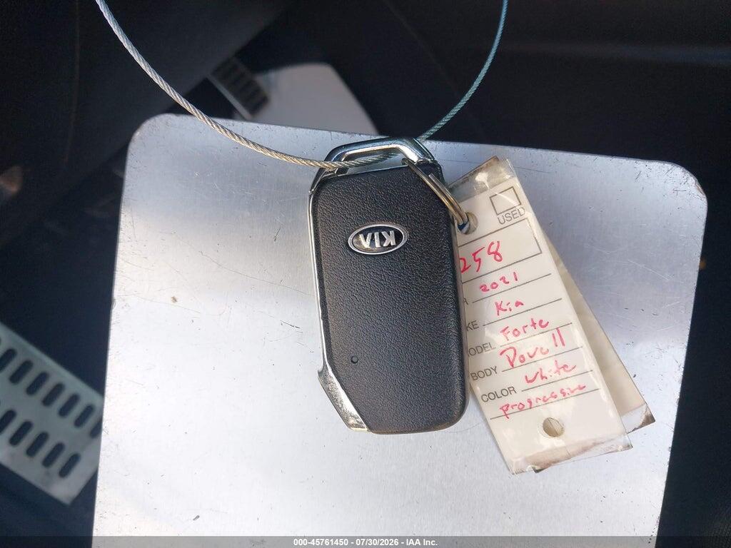 3KPF34AD8ME419074 2021 KIA FORTE photo no. 11