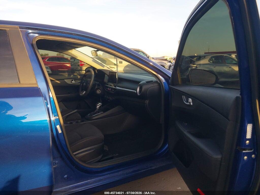 3KPF24AD5ME294599 2021 KIA FORTE photo no. 5
