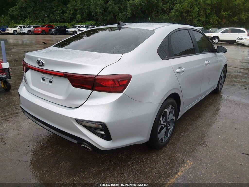 3KPF24AD3ME334548 2021 KIA FORTE photo no. 4