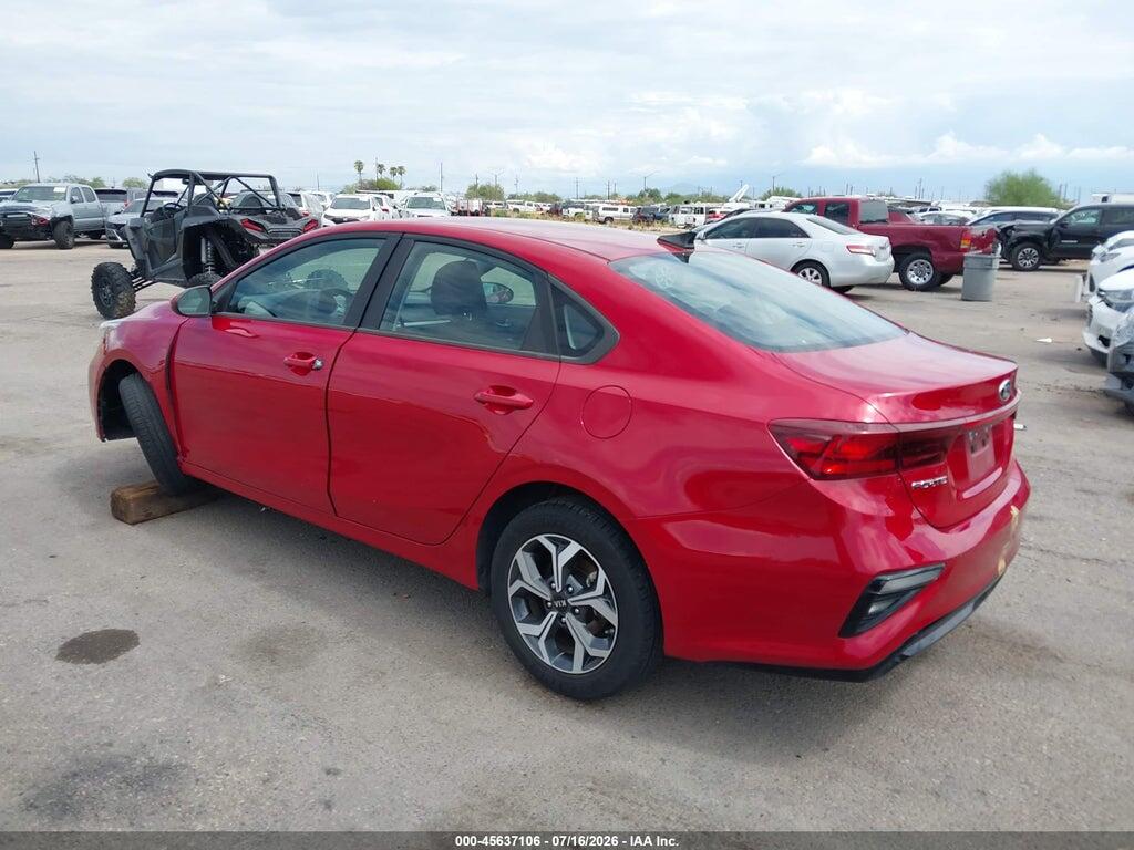 3KPF24AD1ME366110 2021 KIA FORTE photo no. 3