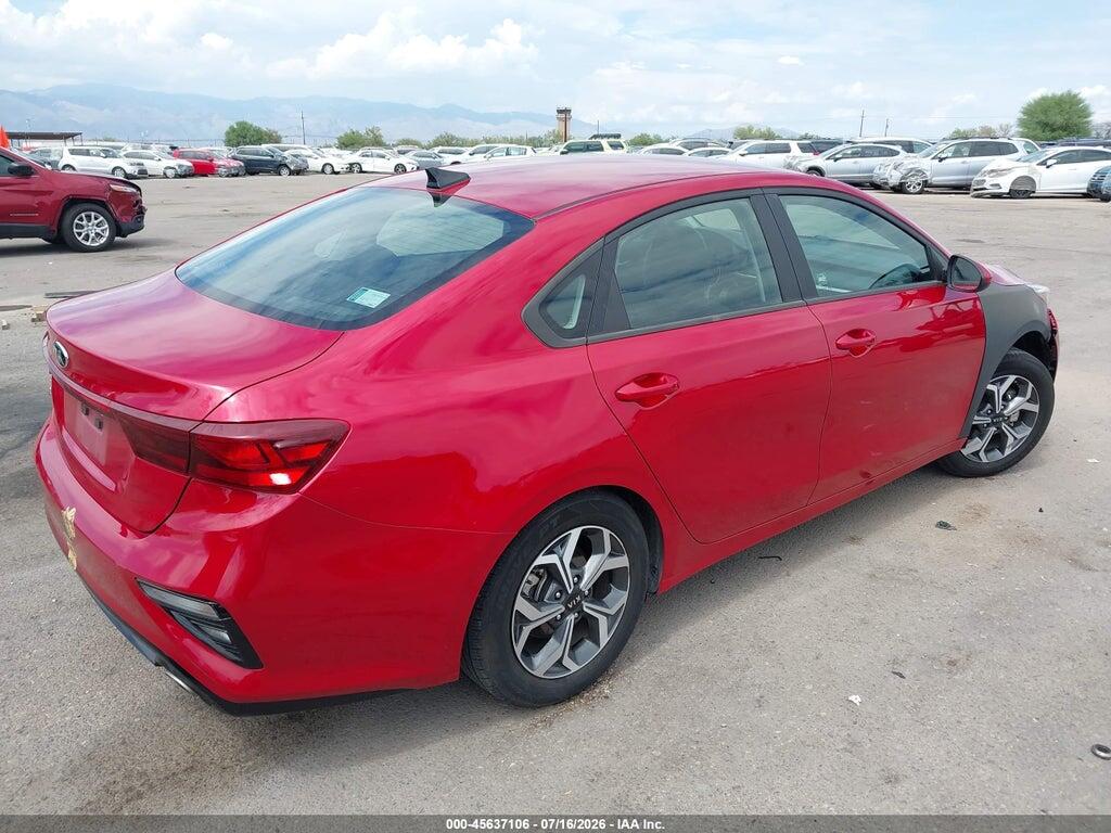 3KPF24AD1ME366110 2021 KIA FORTE photo no. 4