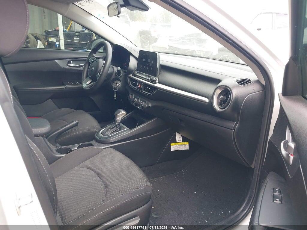 3KPF24AD2ME403178 2021 KIA FORTE photo no. 5