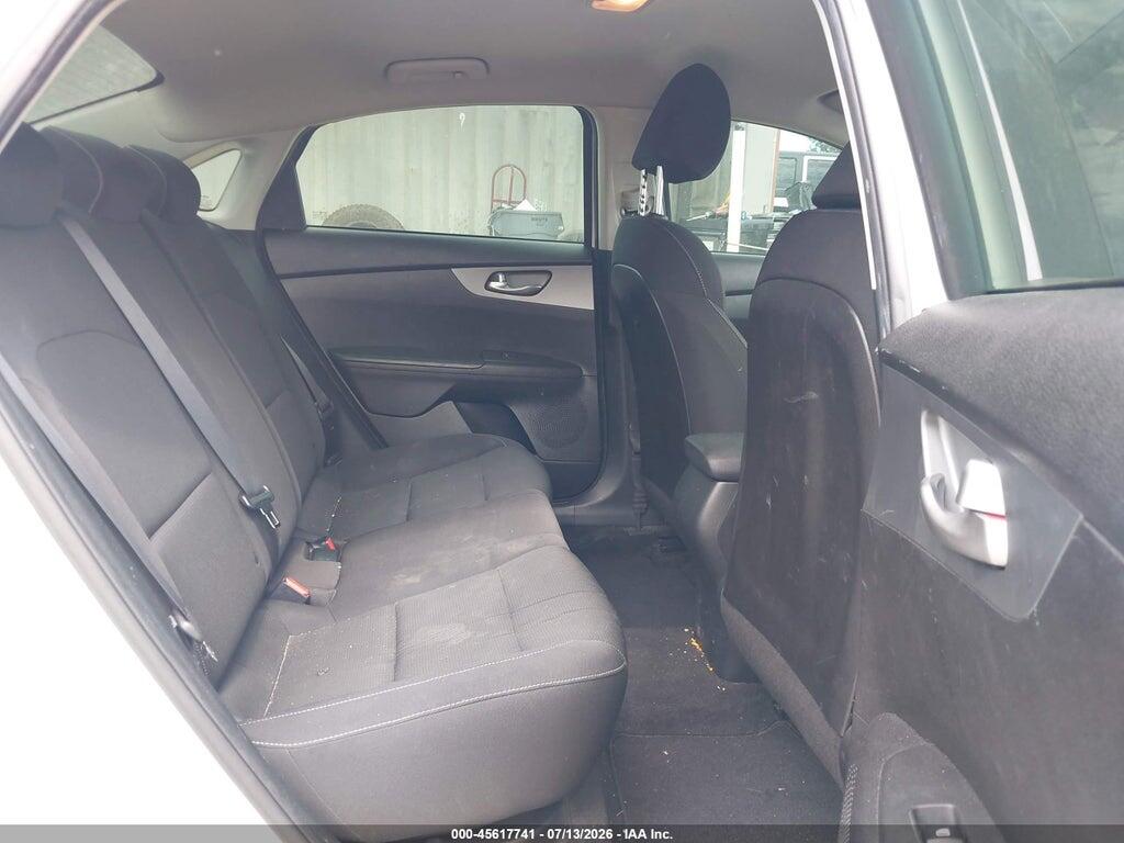 3KPF24AD2ME403178 2021 KIA FORTE photo no. 8