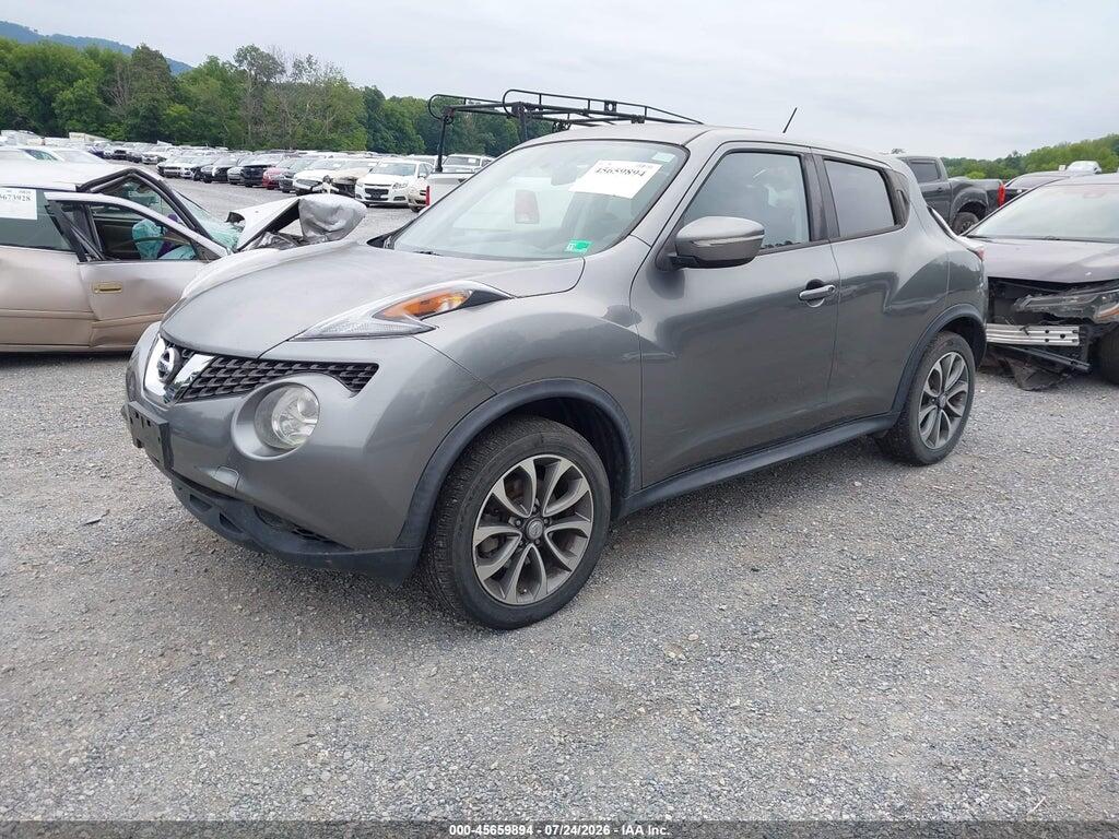 JN8AF5MV8HT752579 2017 NISSAN JUKE photo no. 2