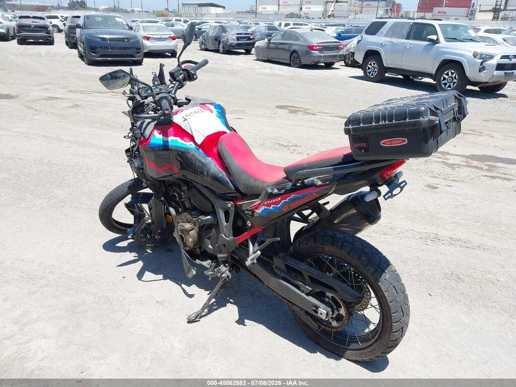 JH2SD1555RK000320 2024 HONDA CRF1000 photo no. 3