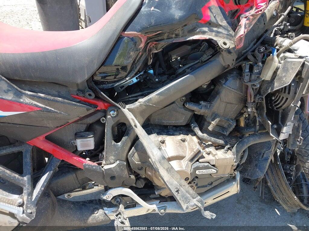 JH2SD1555RK000320 2024 HONDA CRF1000 photo no. 5