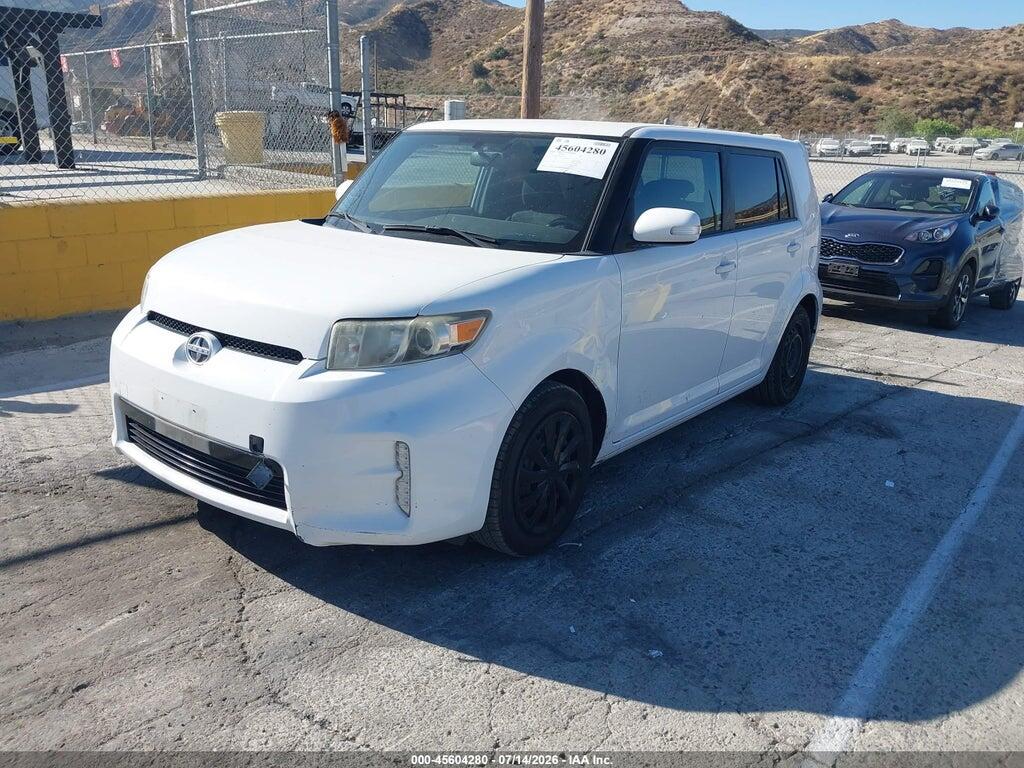 JTLZE4FE3EJ053123 2014 SCION XB photo no. 2