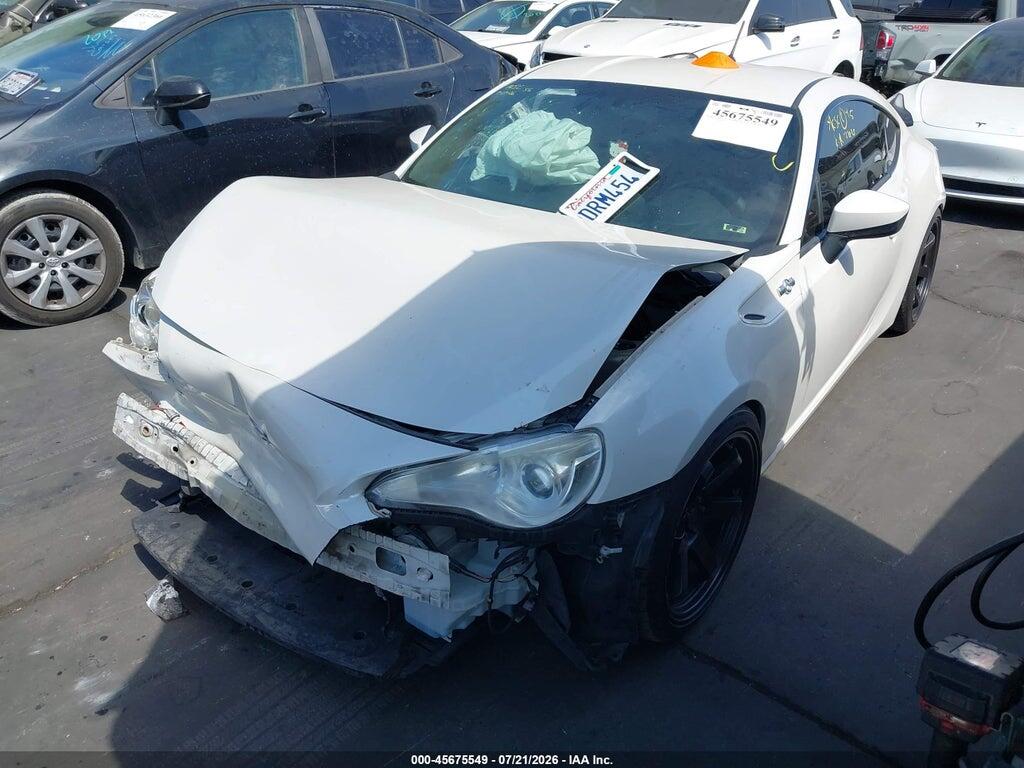 JF1ZNAA10E9702706 2014 SCION FR-S photo no. 2
