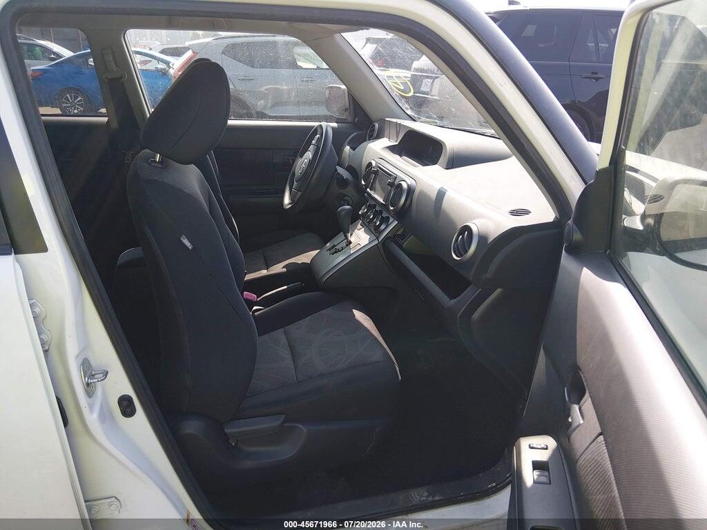 JTLZE4FE1EJ049278 2014 SCION XB photo no. 5