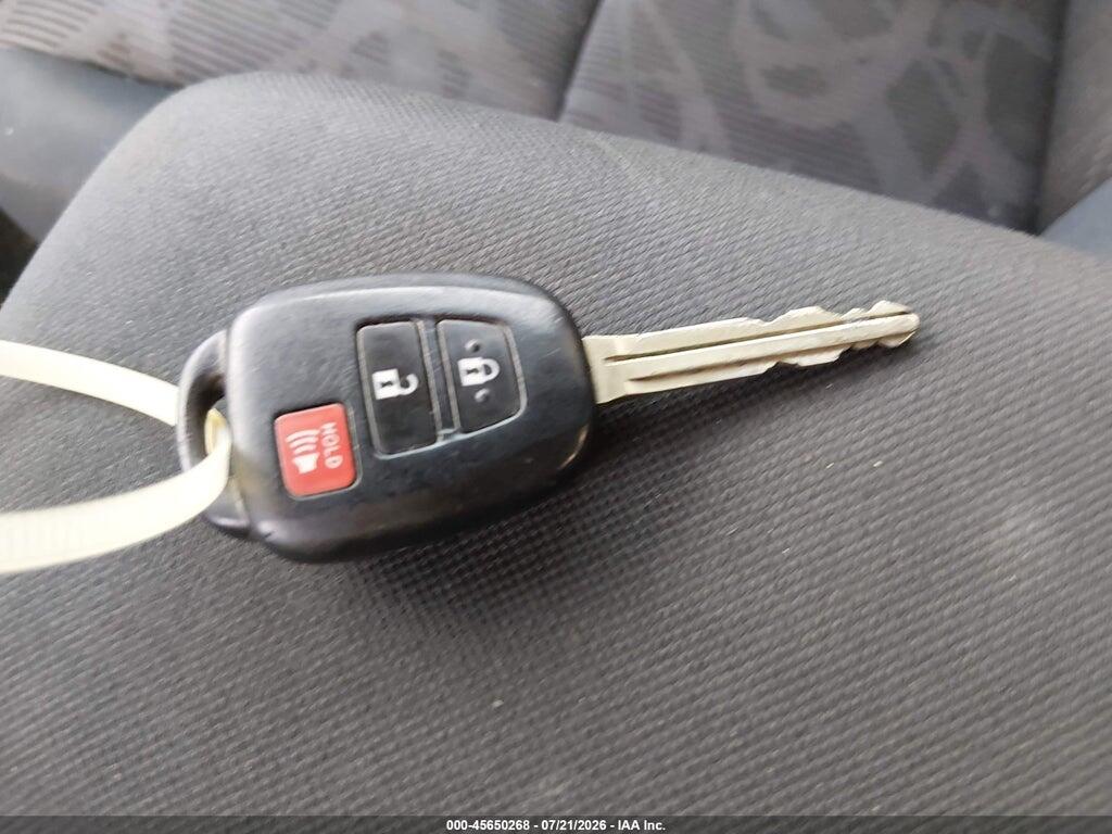 JTLZE4FE1EJ065996 2014 SCION XB photo no. 11