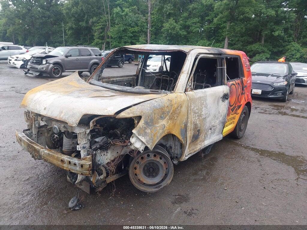 JTLZE4FE4EJ060890 2014 SCION XB photo no. 2