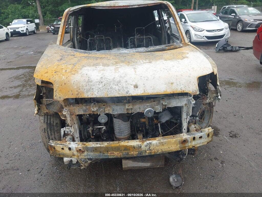 JTLZE4FE4EJ060890 2014 SCION XB photo no. 6