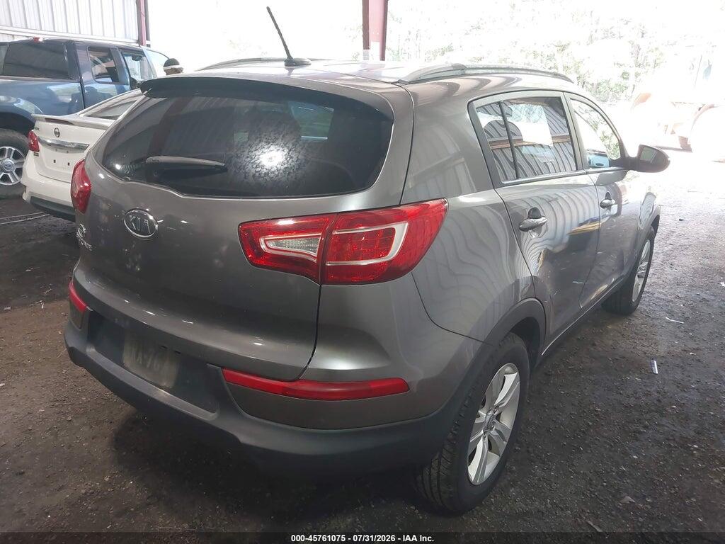 KNDPB3A22B7023641 2011 KIA SPORTAGE photo no. 4