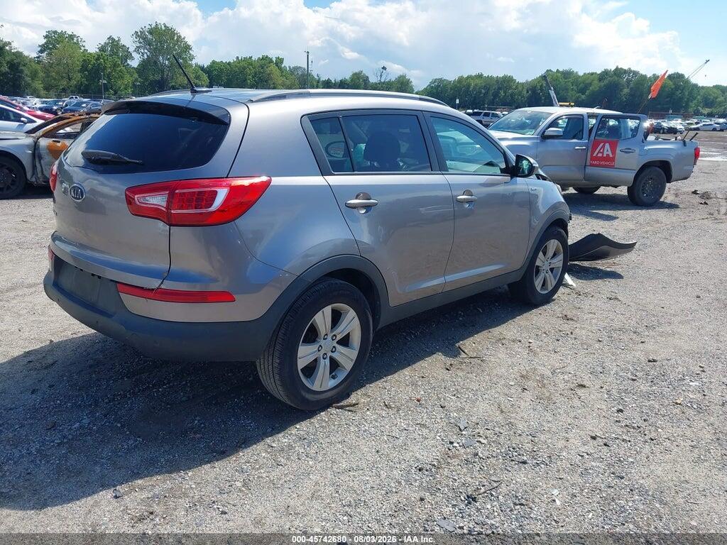 KNDPBCA2XB7168197 2011 KIA SPORTAGE photo no. 4