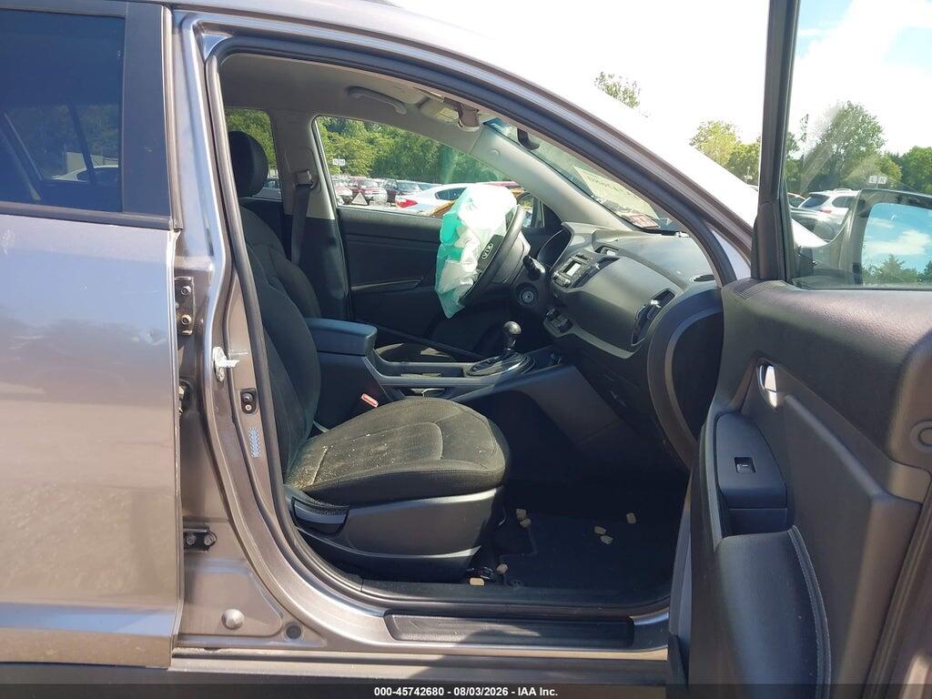 KNDPBCA2XB7168197 2011 KIA SPORTAGE photo no. 5