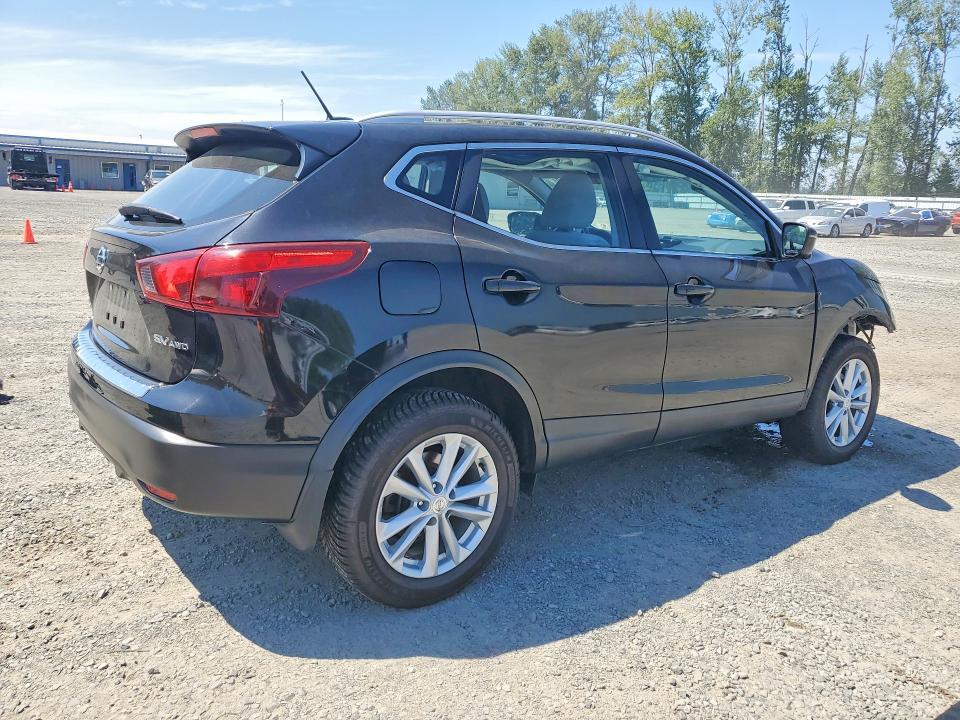 2017 NISSAN ROGUE SPORT SV — Фото 3 из 14