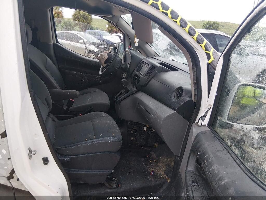 3N6CM0KN7HK693337 2017 NISSAN NV200 photo no. 5