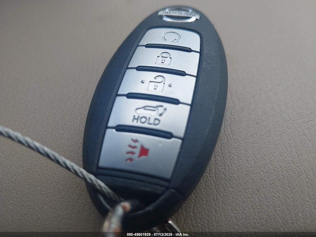 5N1DR2MN5HC638856 2017 NISSAN PATHFINDER photo no. 11