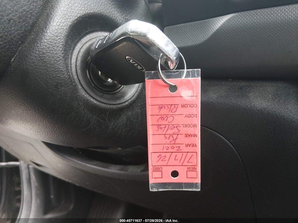 KNDEPCAA4M7045952 2021 KIA SELTOS photo no. 11